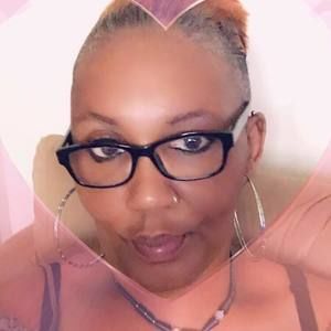 Meet your Posher, Lynette